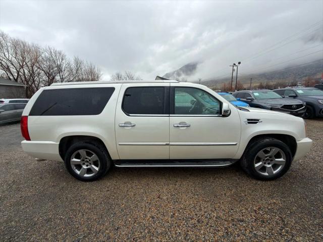 2012 Cadillac Escalade ESV Luxury