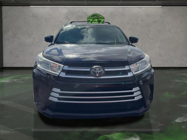 2019 Toyota Highlander LE