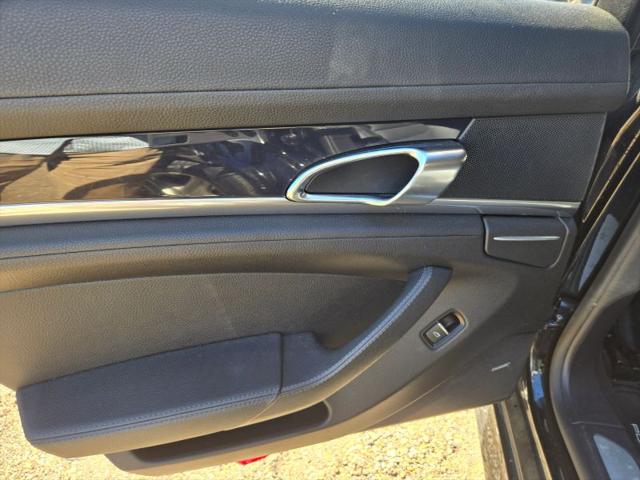2012 Porsche Panamera 4