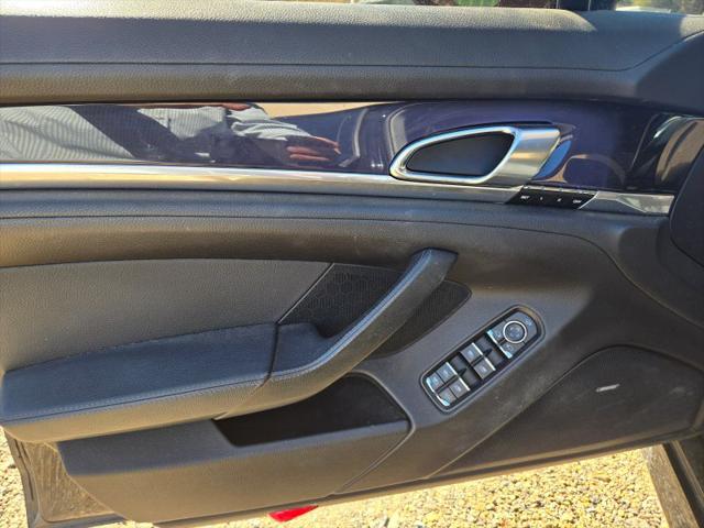 2012 Porsche Panamera 4