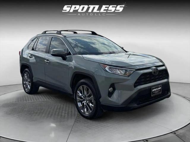 2019 Toyota RAV4 XLE Premium