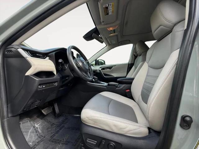 2019 Toyota RAV4 XLE Premium