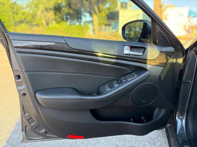 2014 Kia Cadenza Premium