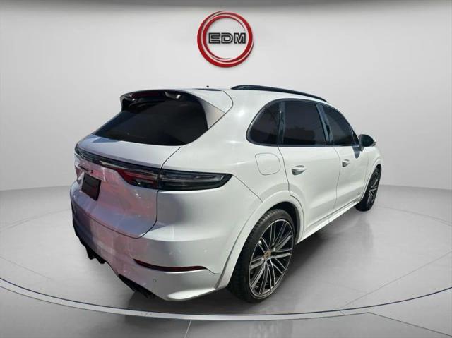 2021 Porsche Cayenne GTS