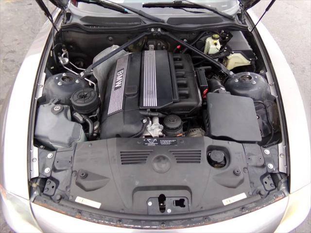 2003 BMW Z4 2.5i