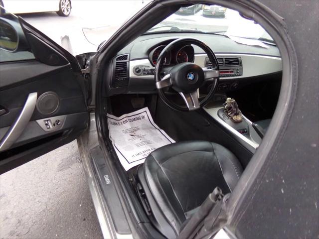 2003 BMW Z4 2.5i