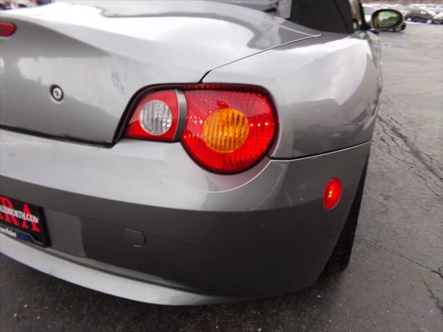 2003 BMW Z4 2.5i