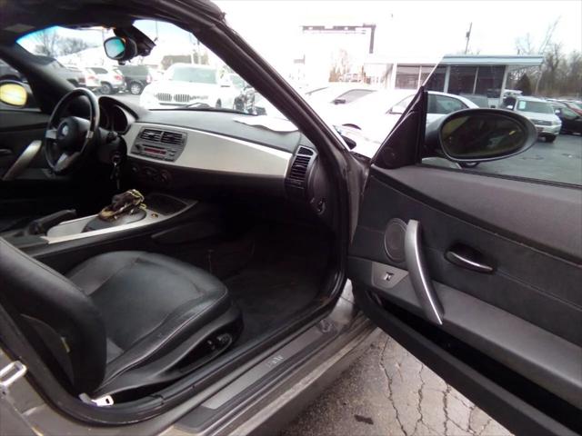 2003 BMW Z4 2.5i