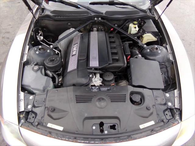 2003 BMW Z4 2.5i