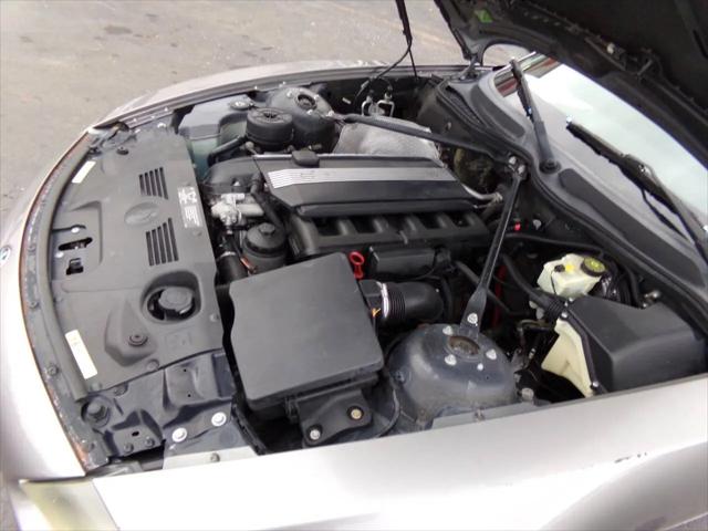 2003 BMW Z4 2.5i