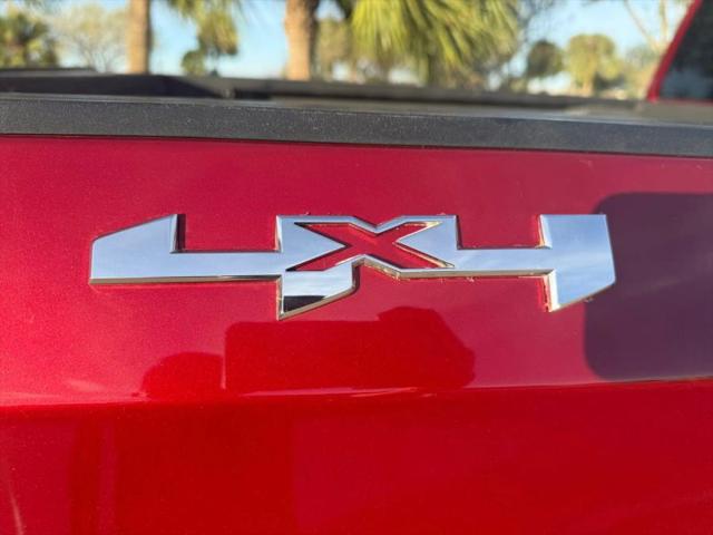 2022 GMC Sierra 1500 Limited 4WD Crew Cab Short Box Elevation