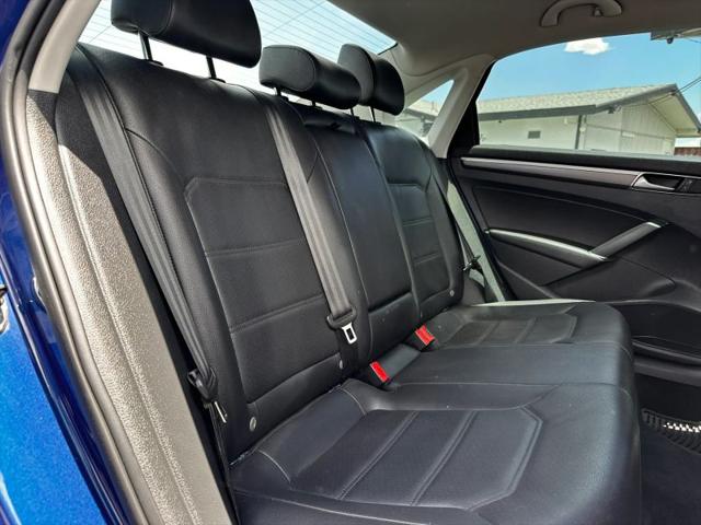 2016 Volkswagen Passat 1.8T R-Line