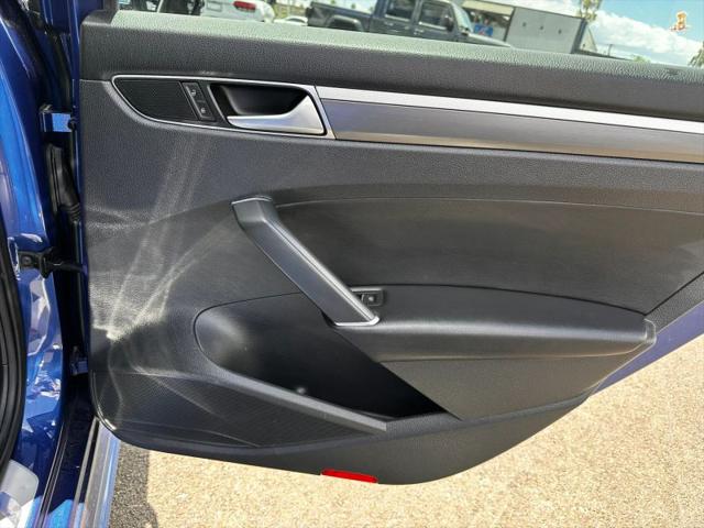 2016 Volkswagen Passat 1.8T R-Line