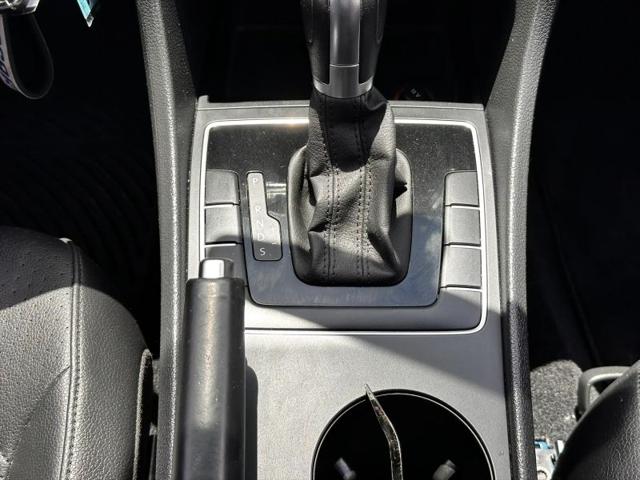 2016 Volkswagen Passat 1.8T R-Line