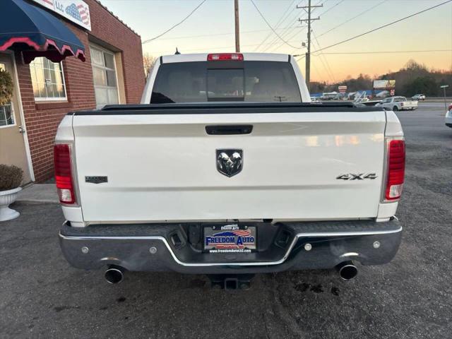 2017 Ram 1500 Laramie Crew Cab 4x4 5'7" Box