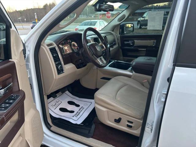 2017 Ram 1500 Laramie Crew Cab 4x4 5'7" Box