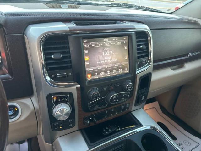 2017 Ram 1500 Laramie Crew Cab 4x4 5'7" Box