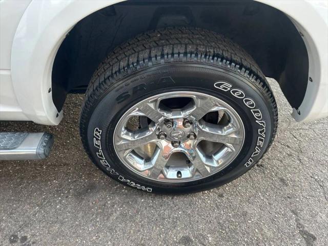 2017 Ram 1500 Laramie Crew Cab 4x4 5'7" Box