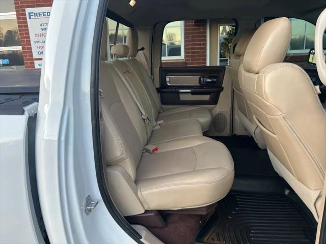 2017 Ram 1500 Laramie Crew Cab 4x4 5'7" Box