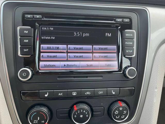 2015 Volkswagen Passat 1.8T Limited Edition