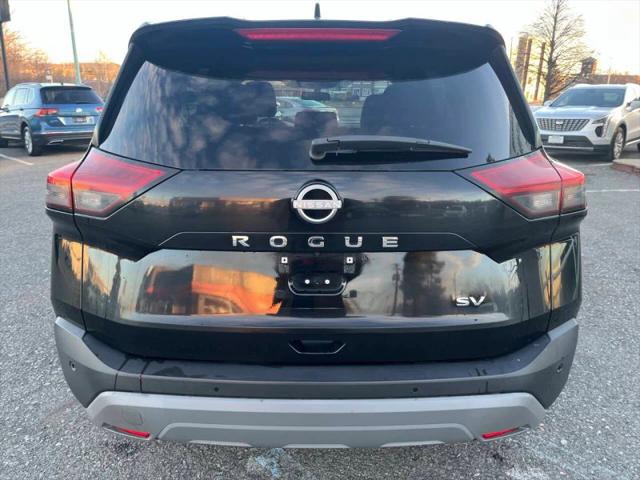 2022 Nissan Rogue SV FWD