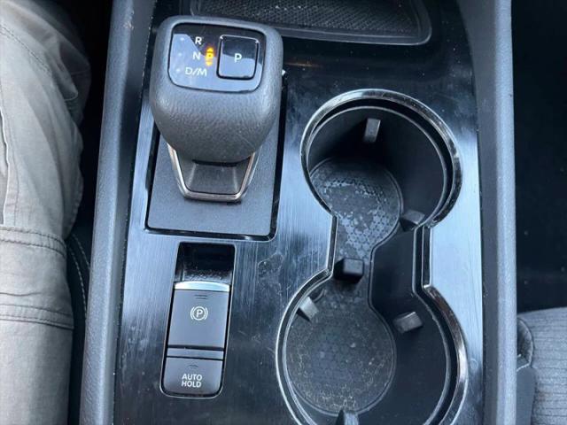 2022 Nissan Rogue SV FWD