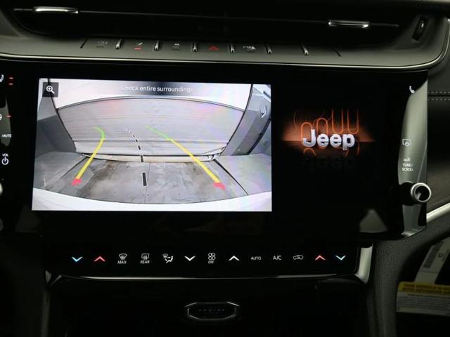 2026 Jeep Grand Cherokee Altitude 4x4