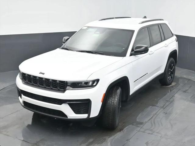 2026 Jeep Grand Cherokee Altitude 4x4