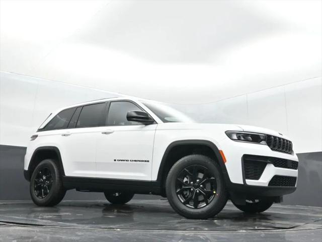 2026 Jeep Grand Cherokee Altitude 4x4