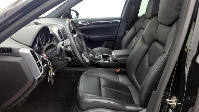 2017 Porsche Cayenne Platinum Edition