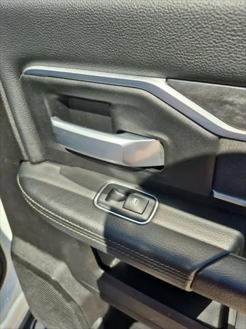 2024 Ram 3500 Big Horn Crew Cab 4x4 8' Box