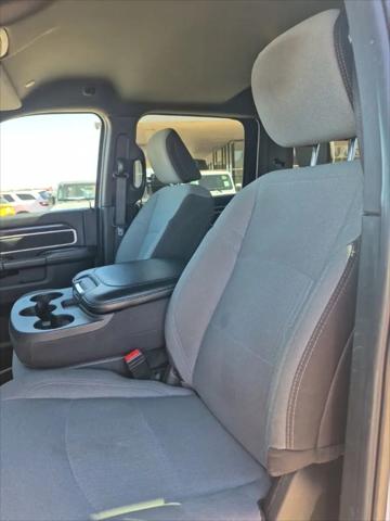 2024 Ram 3500 Big Horn Crew Cab 4x4 8' Box