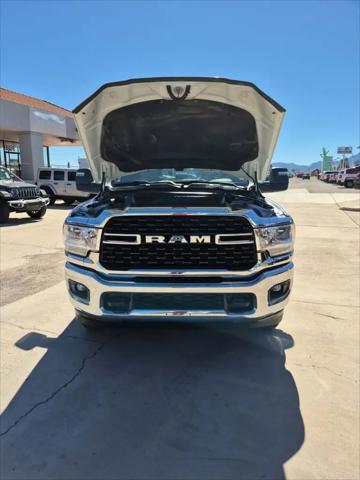 2024 Ram 3500 Big Horn Crew Cab 4x4 8' Box