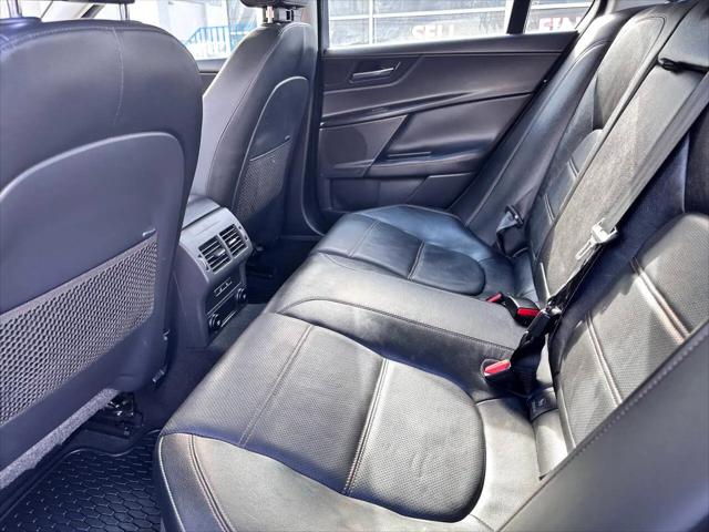 2019 Jaguar XE 25t Prestige