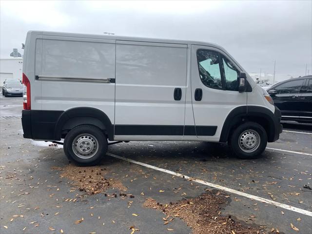 2026 Ram ProMaster Cargo Van Tradesman Low Roof 118" WB w/Pass Seat