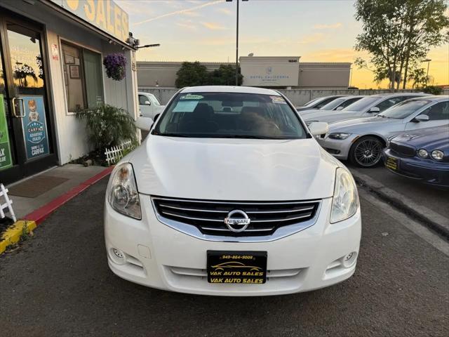 2011 Nissan Altima Base