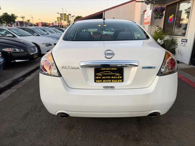 2011 Nissan Altima Base