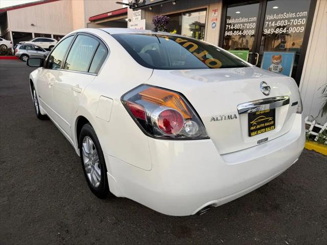 2011 Nissan Altima Base
