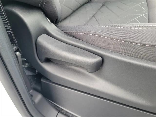 2026 Nissan Frontier Crew Cab Long Bed SV 4x4
