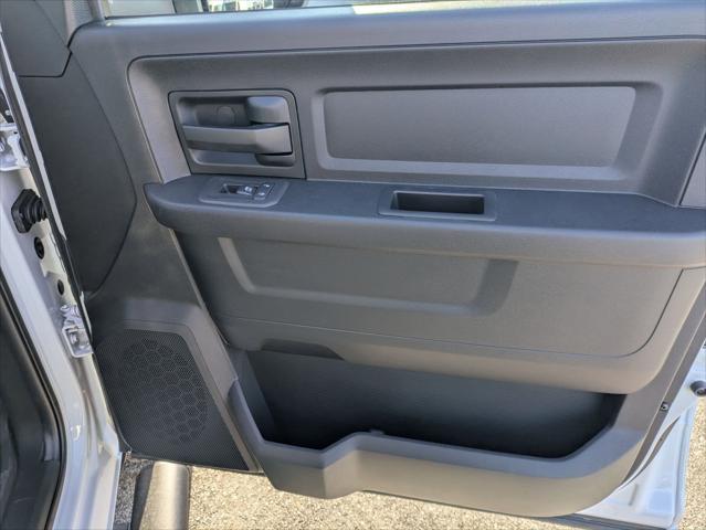 2026 Ram 3500 Tradesman Crew Cab 4x4 8' Box