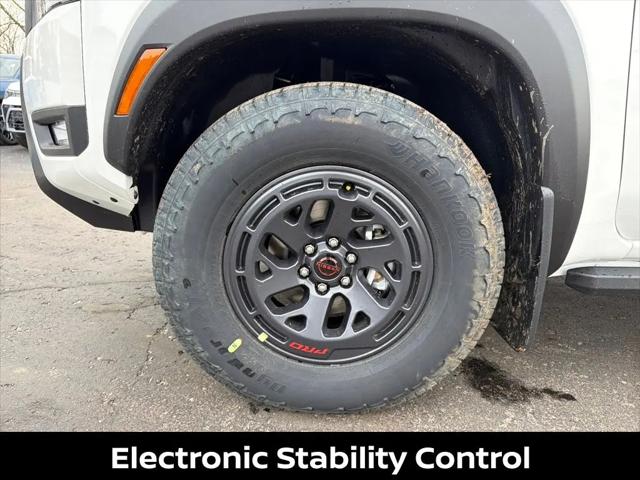 2026 Nissan Frontier Crew Cab Long Bed PRO-4X 4x4