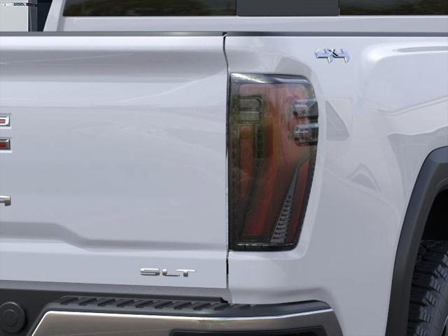 2026 GMC Sierra 2500HD Crew Cab, Standard Bed, SLT, 4WD