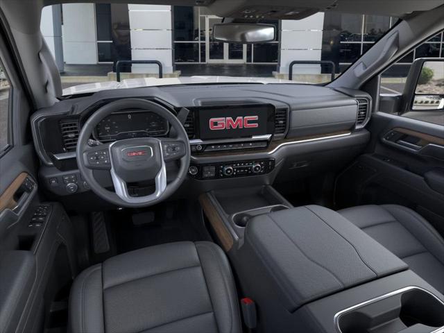 2026 GMC Sierra 2500HD Crew Cab, Standard Bed, SLT, 4WD