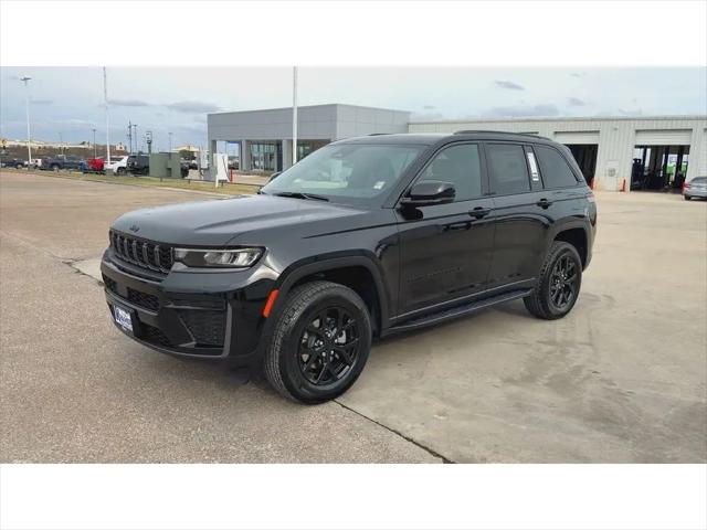2026 Jeep Grand Cherokee Altitude 4x2