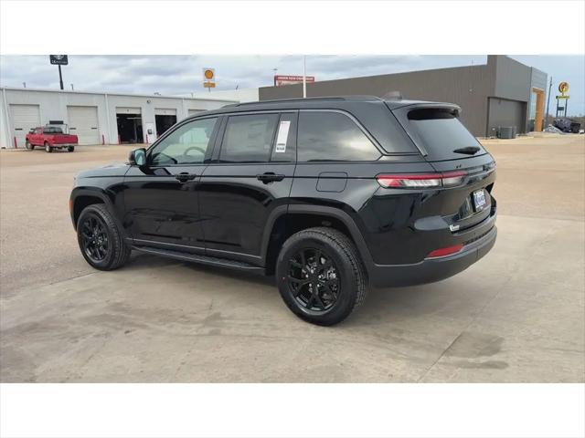 2026 Jeep Grand Cherokee Altitude 4x2