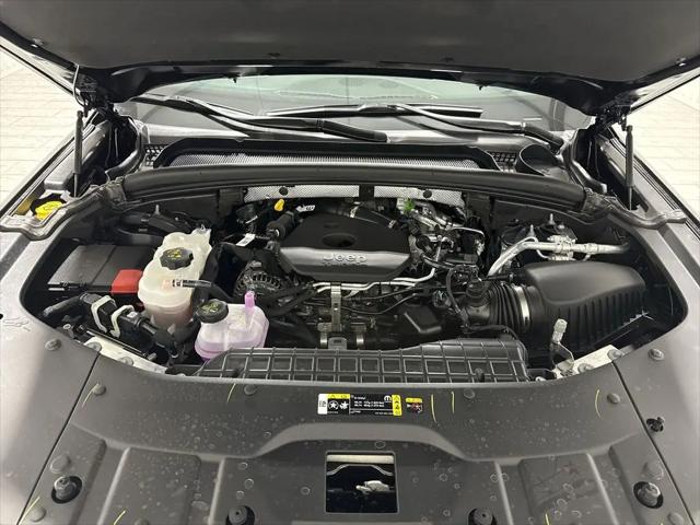 2026 Jeep Grand Cherokee Altitude 4x2