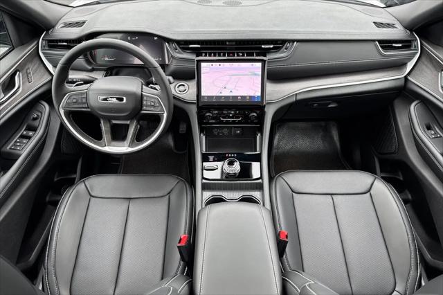 2025 Jeep Grand Cherokee Limited 4x4
