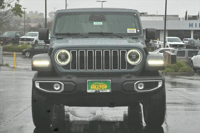 2026 Jeep Wrangler 4-Door Sahara 4x4