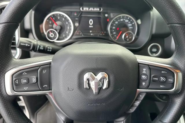 2026 Ram 1500 Express Crew Cab 4x4 5'7" Box