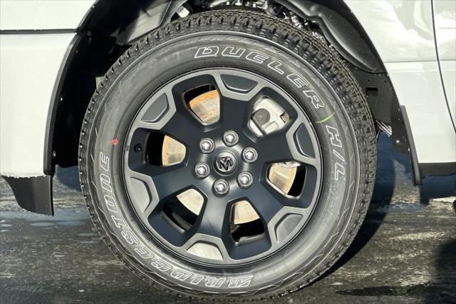 2026 Ram 1500 Express Crew Cab 4x4 5'7" Box